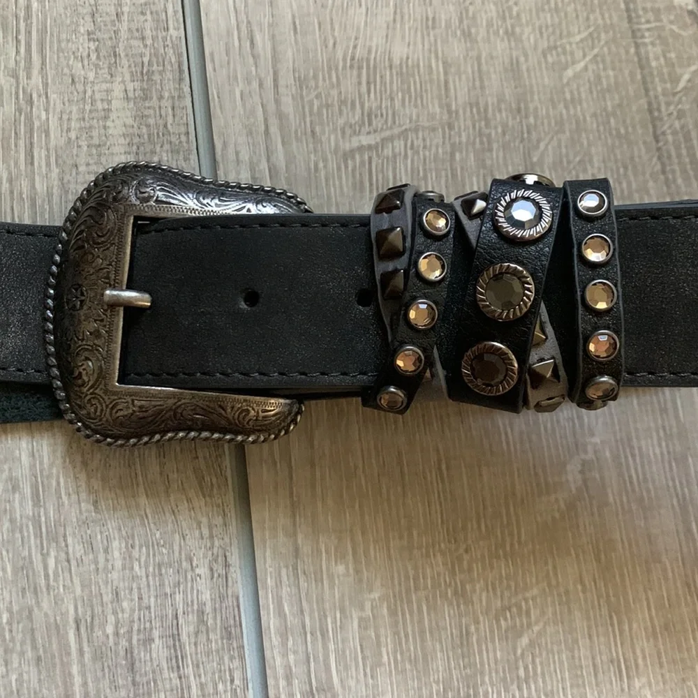 Leather belt - Picture 2 of 3